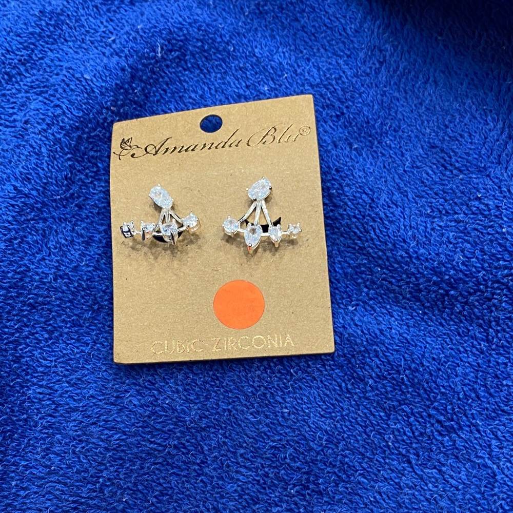 NWT Cz stud earrings with ear enhancer